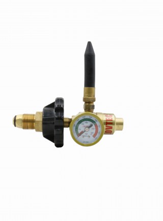 Helium regulator balloon regulator
