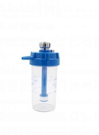Medical oxygen regulator humidifier bottle